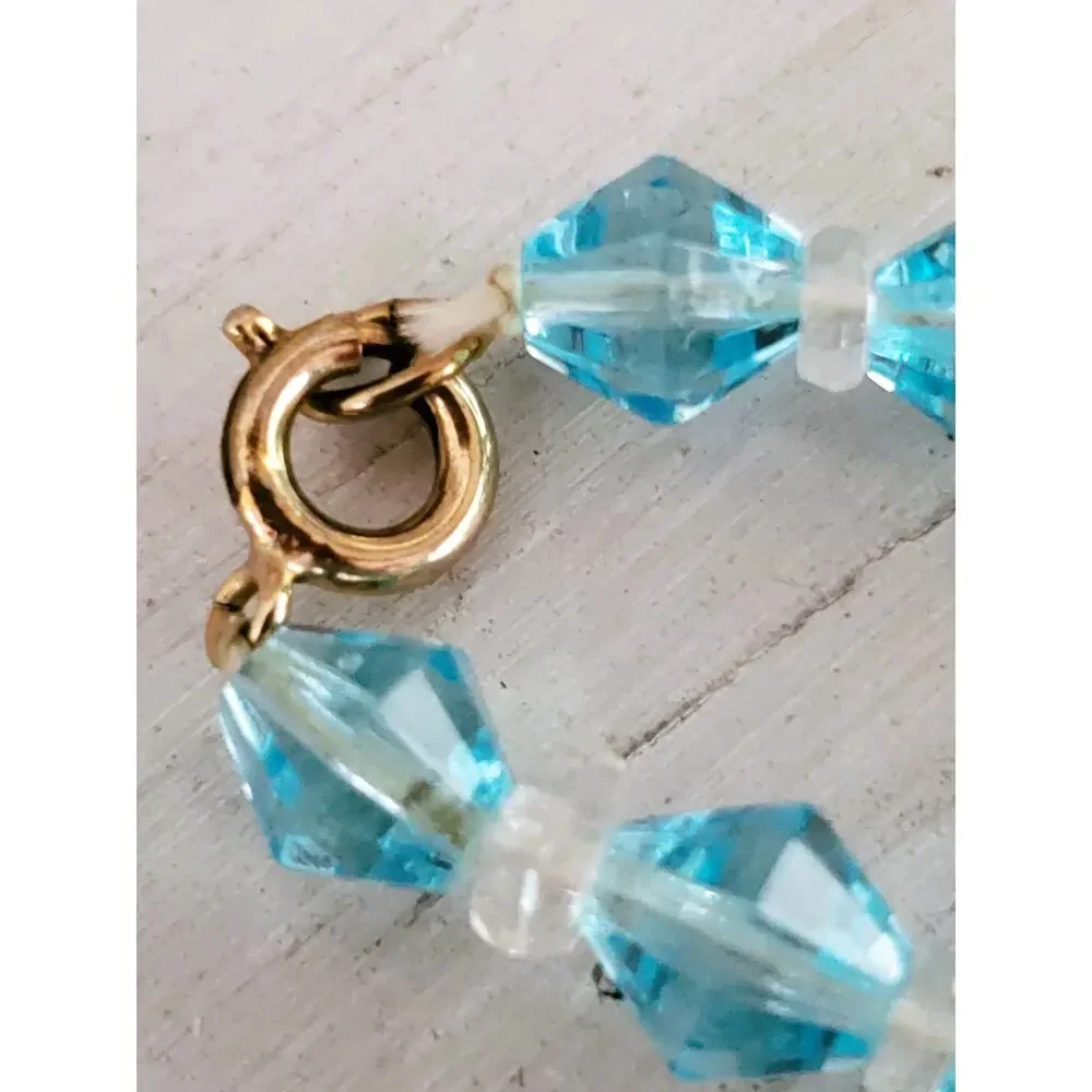 Vintage Light Blue and Clear Faceted Graduated Bead Necklace